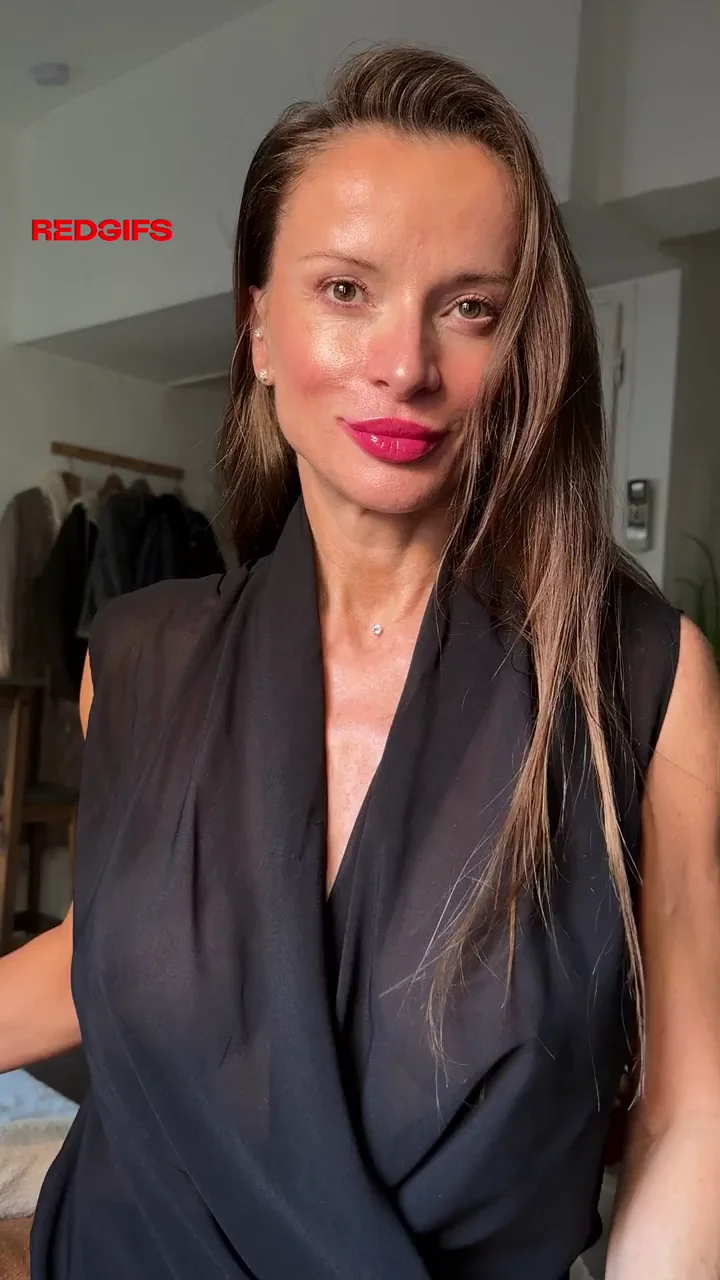 How do you feel when you see these boobs