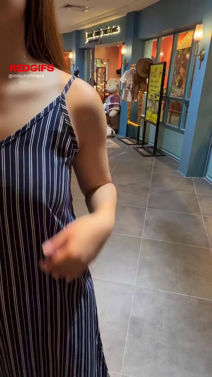 making nice scenery at the mall.