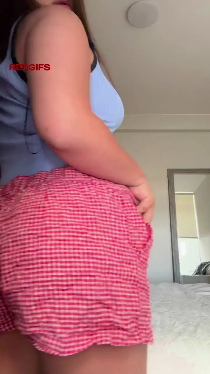 Watch My Thick Ass Jiggle in These Tight Panties 🍑💦