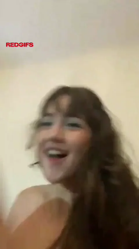 Perfect Amateur Teen's Dripping Tease: Flashing Slutty Curves & Pierced Perks