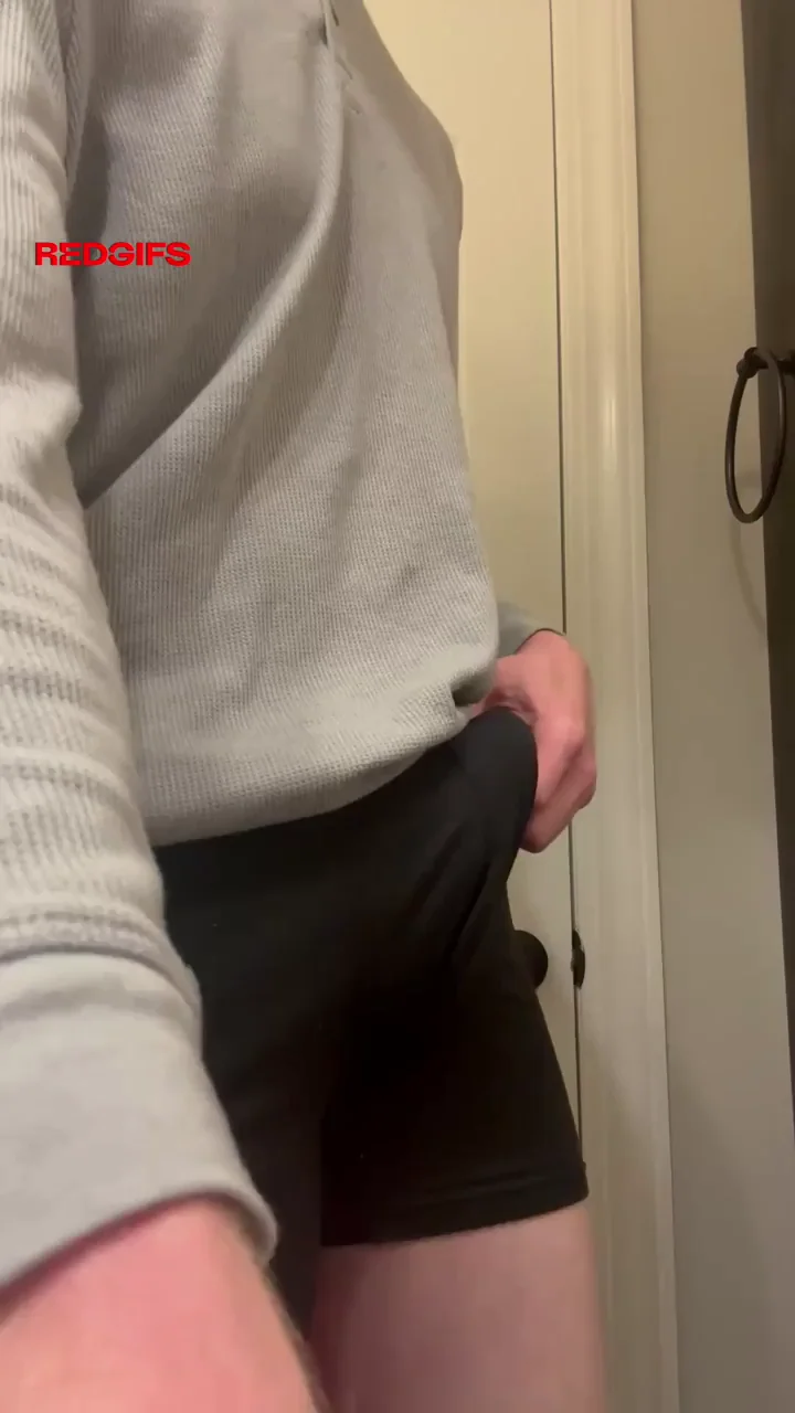 Slut Breaker Turns Hung Stud into Jerking Toy