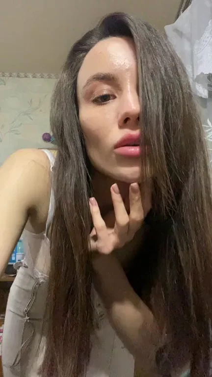 Hi