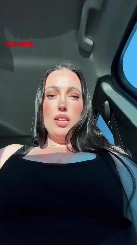 Being a mom doesn't stop me from showing off