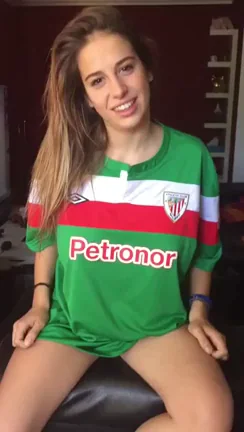 Hot Babe Drops Her Massive Titties from Soccer Jersey