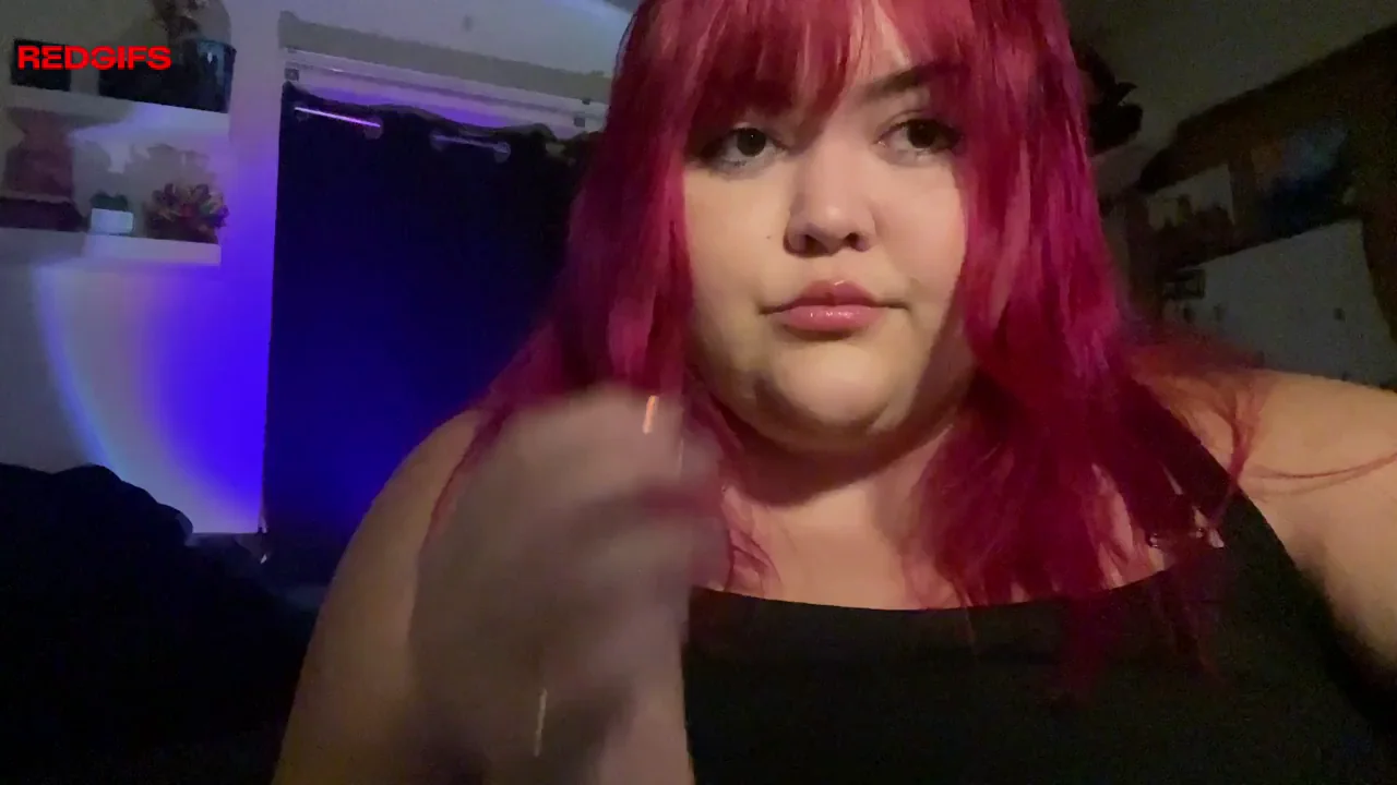 Pink-Haired BBW Boobie Drop Bombshell!