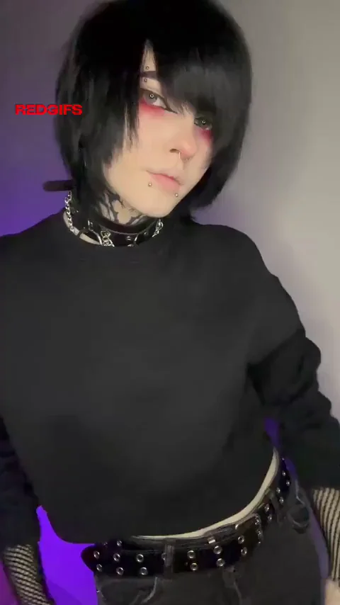 Master, take the leash, then order me to my knees