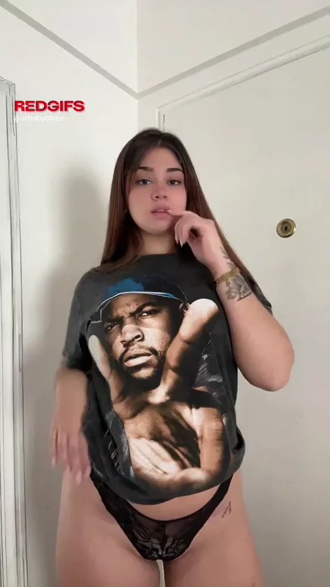 Tilt Ya Head for These Juicy F18 Tits 🍈🍈🔥