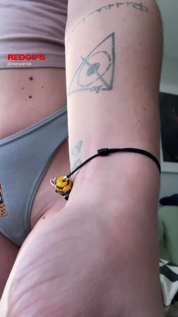 Huge Ass Spread Wide Open 😈🍑🔥