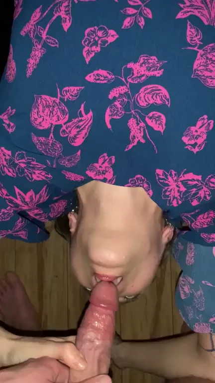 Zero Control Facefuck in Upside-Down Slut Position 😈🍆💦