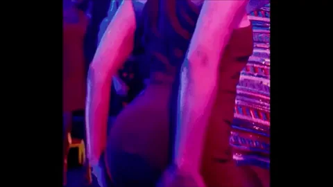 🍑 Scarlett Johansson's Juicy Celeb Booty Tease 🔥