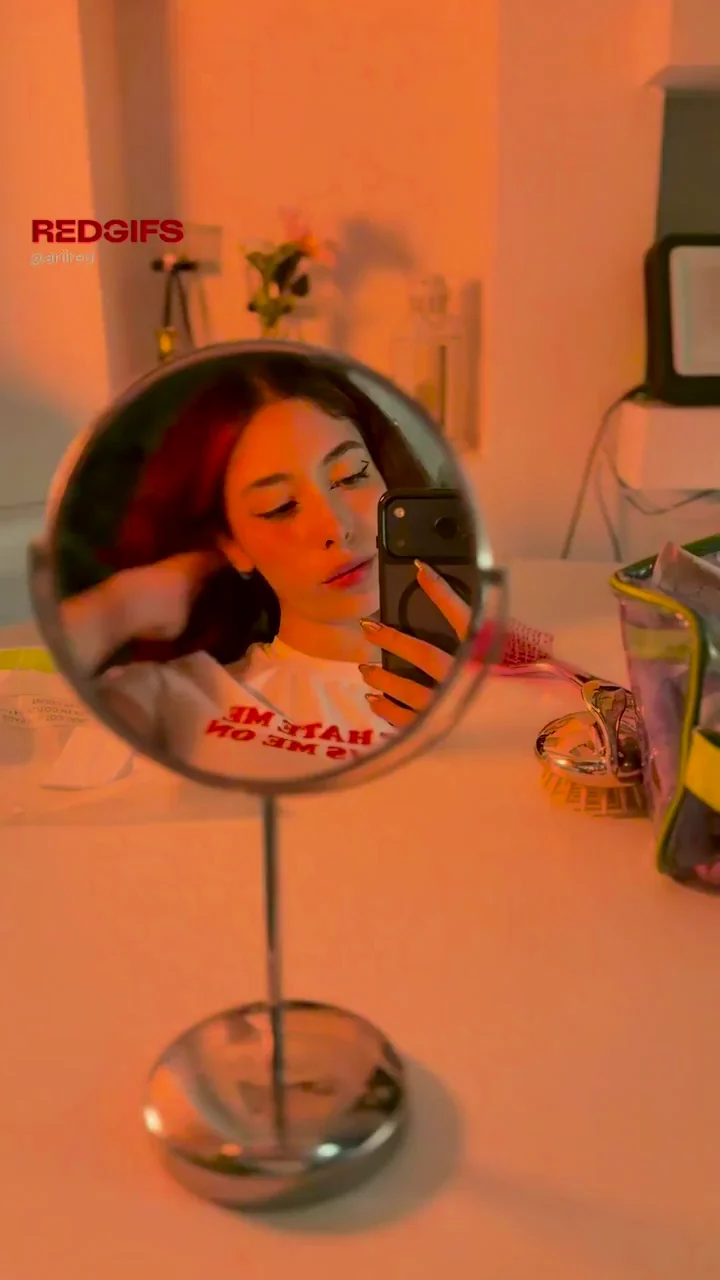 ashtetichs tits