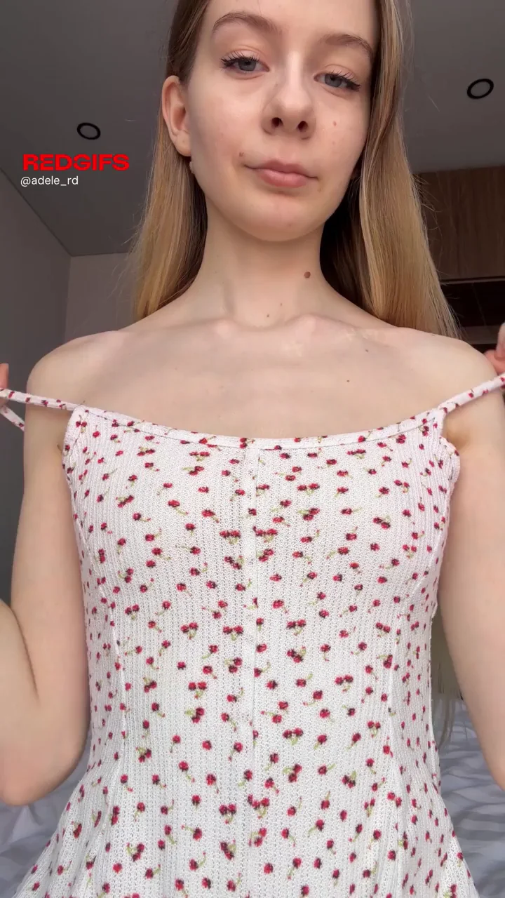 I invite you to taste my pretty small boobs [reveal]
