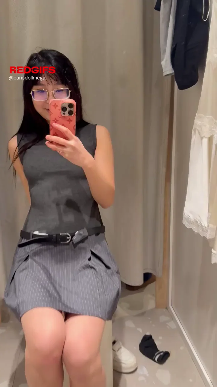 18 yo asian horny girl first post here hii