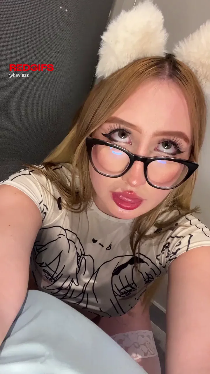 The imagination of being used as someones cumbucket makes me leak not from my mouth only