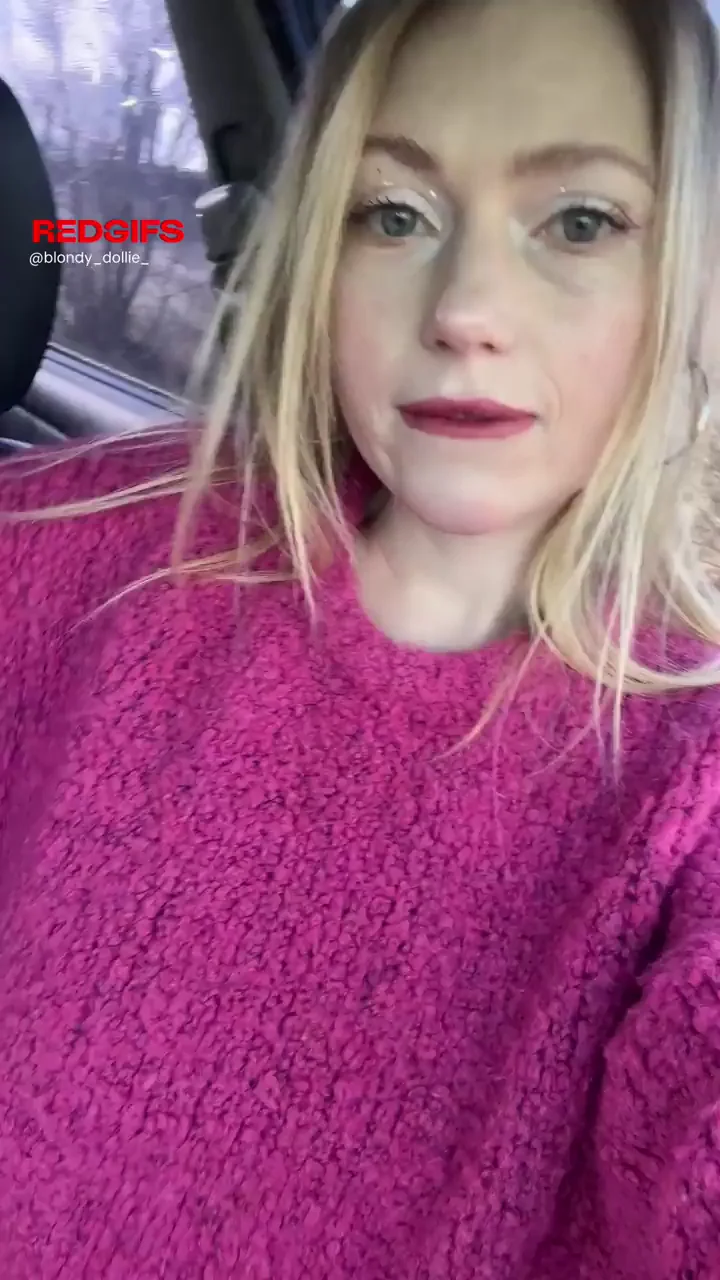 Blonde MILF Flashes Massive Tits in Car for Voyeur Thrill