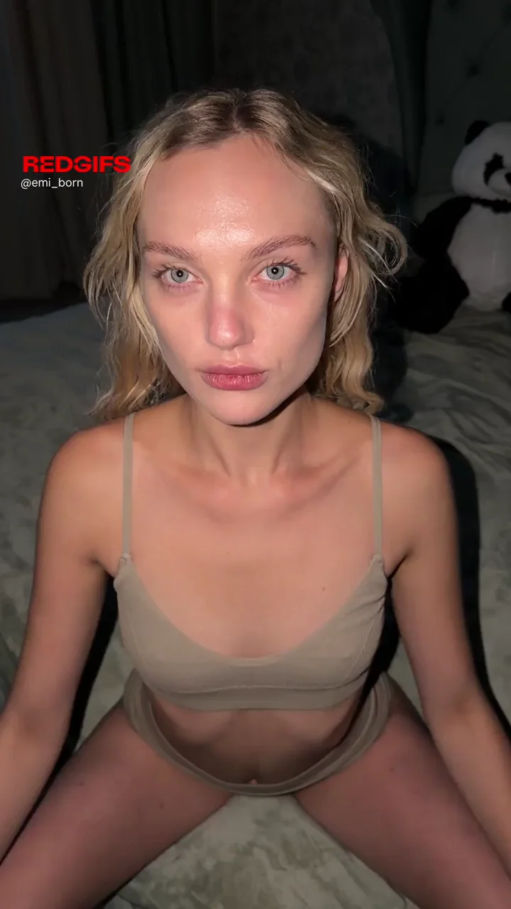 Petite Blonde's Epic Titty Drop 😍 'Eyes Up Here' Tease 💦