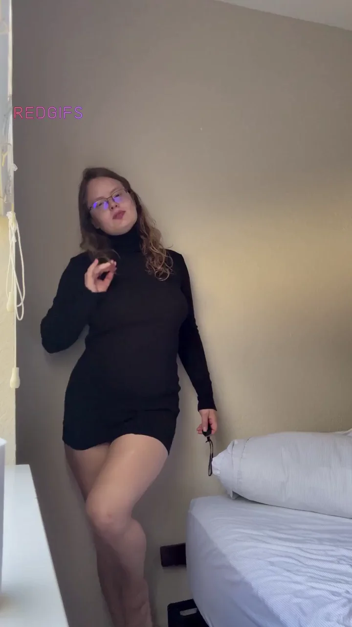 🔥 Online All Day Teasing Tits & Ass in Tight Dress 😈 [Cam][Sext][Rate]