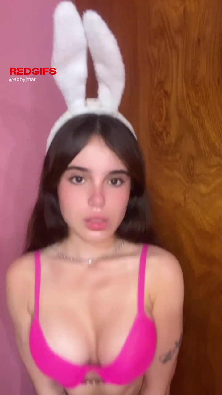 Your Slutty Bunny Tease 😈🐰💕