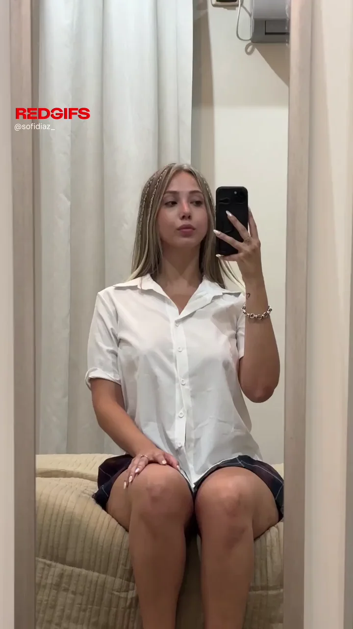 Spread My Legs & Pound This Schoolgirl Slut Raw 😈🍑