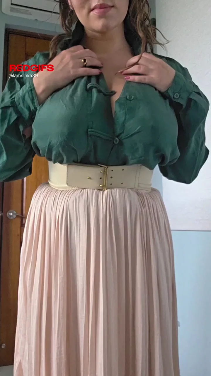 i'm the perfect slut for your hard and horny cock