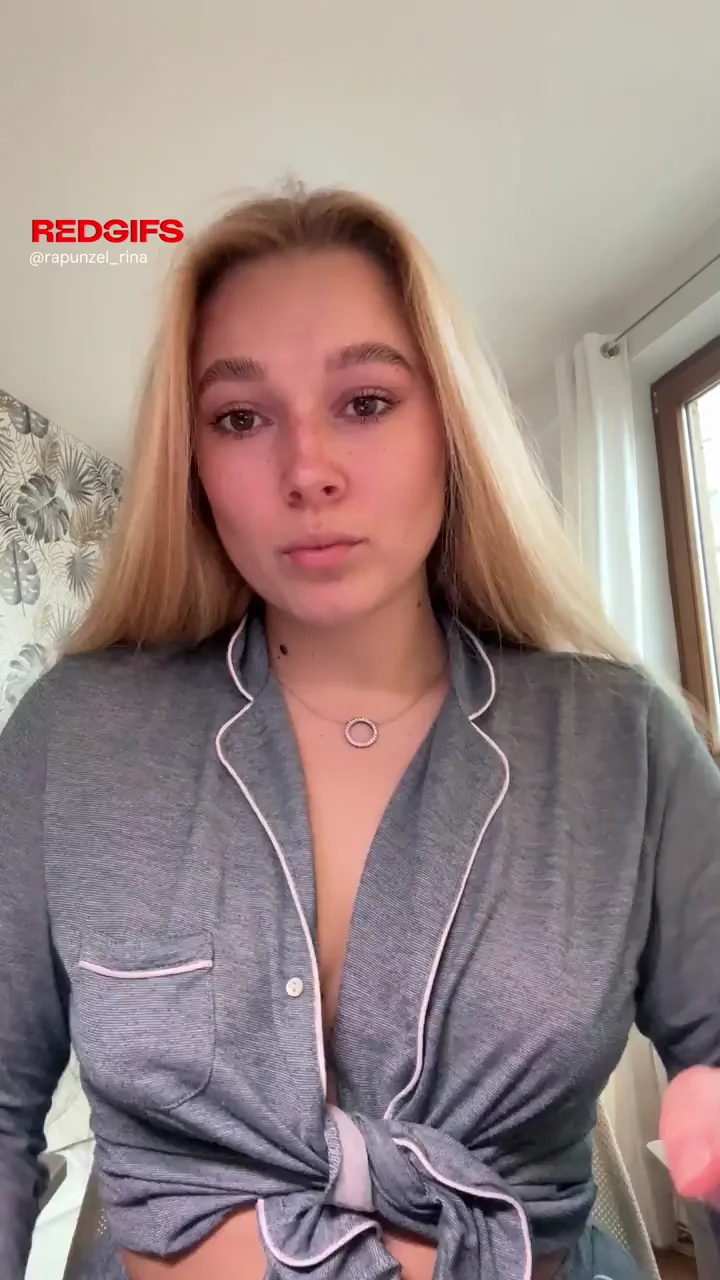 Blonde Slut Teases with Her Massive Fake Tits 💦🍒