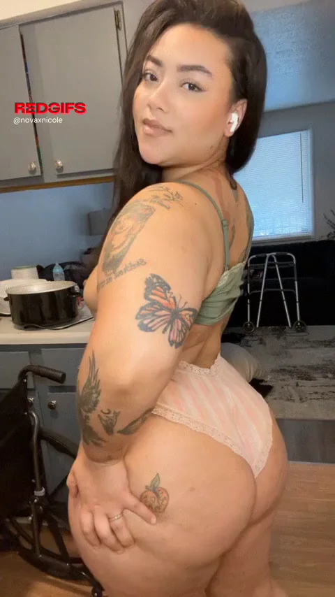 Rate This Thick BBW Booty: 10/10 Slap-Worthy Ass Tease