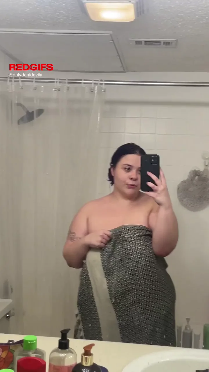 towel drop on a 23y/o slut anyone ;)