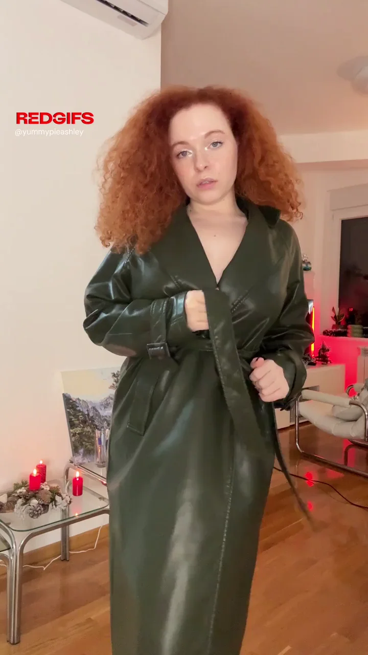 Redhead Slut's Tease: Leather Robe or Bare Big-Tit Reveal?
