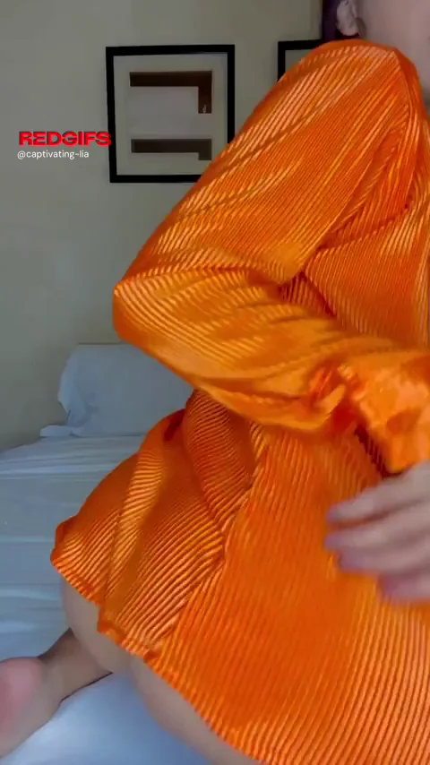 Hips don’t lie, but they definitely tease