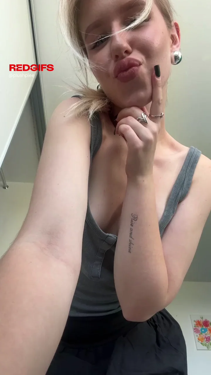 hmm,what color are my panties today?