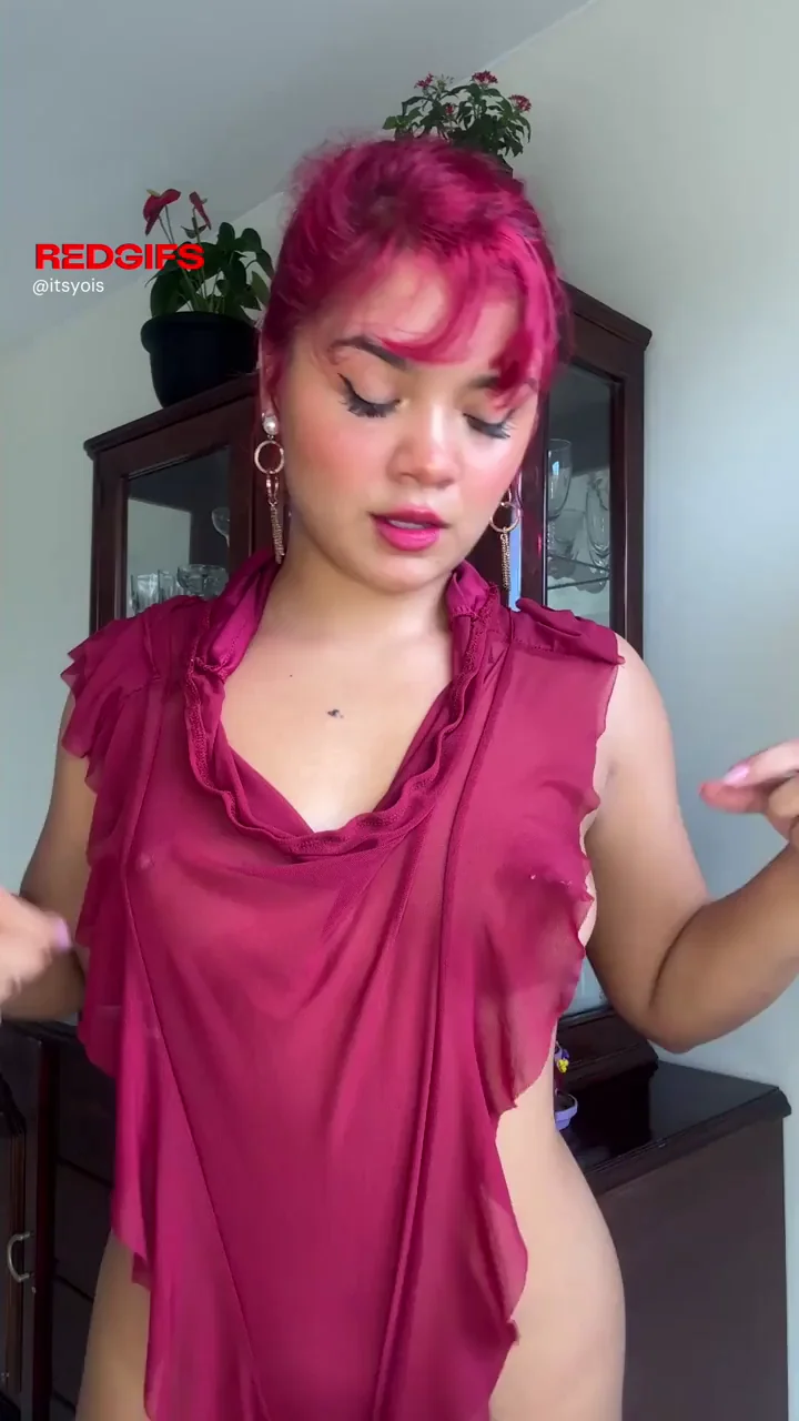 19yo Pink-Haired Slut Teases Her Smooth Armpits for Your Cock