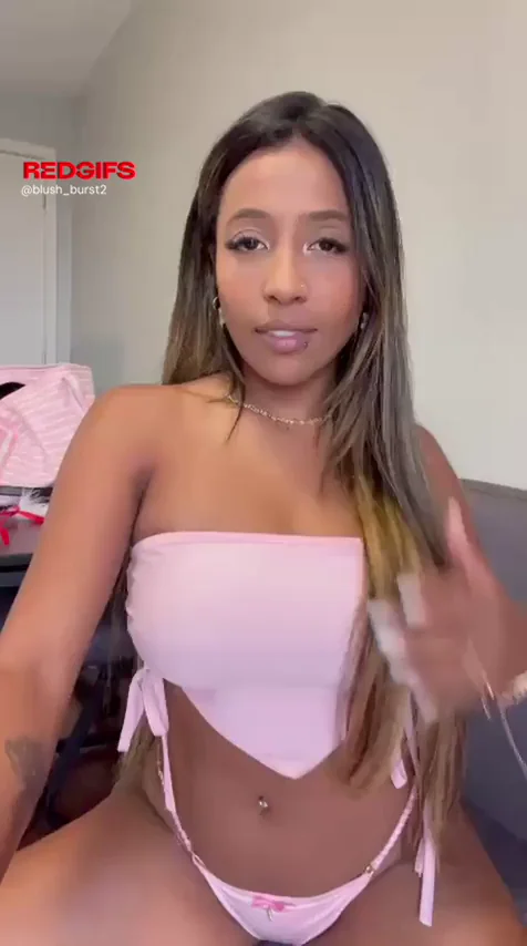🍑🔥 Perfect Ebony Latina Tits Tease 💦