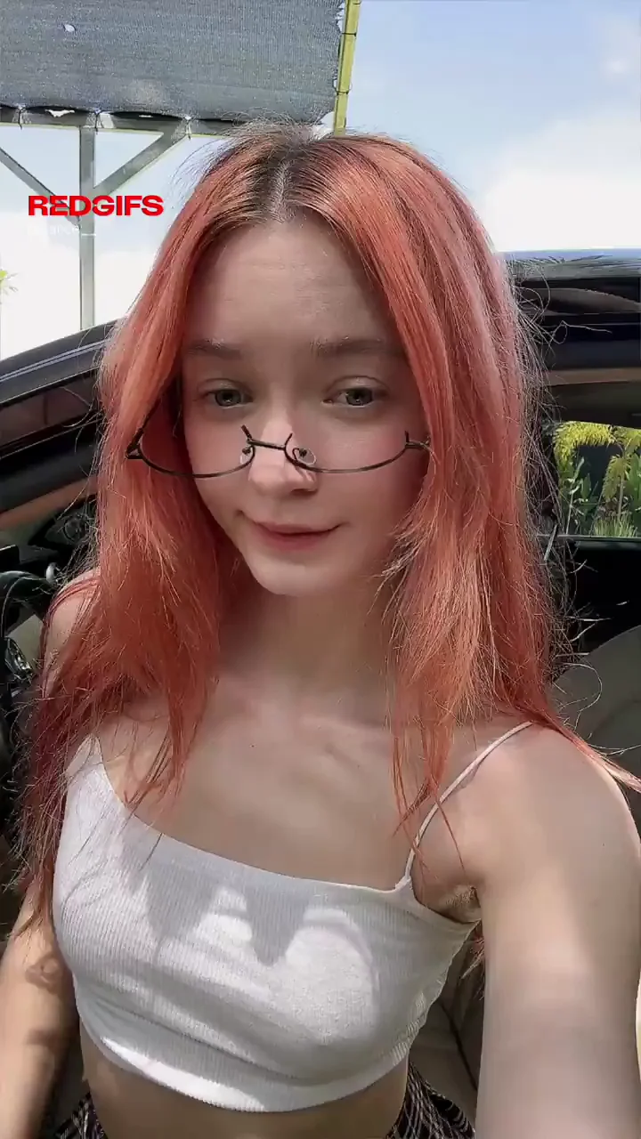 I love showing my breasts in the car