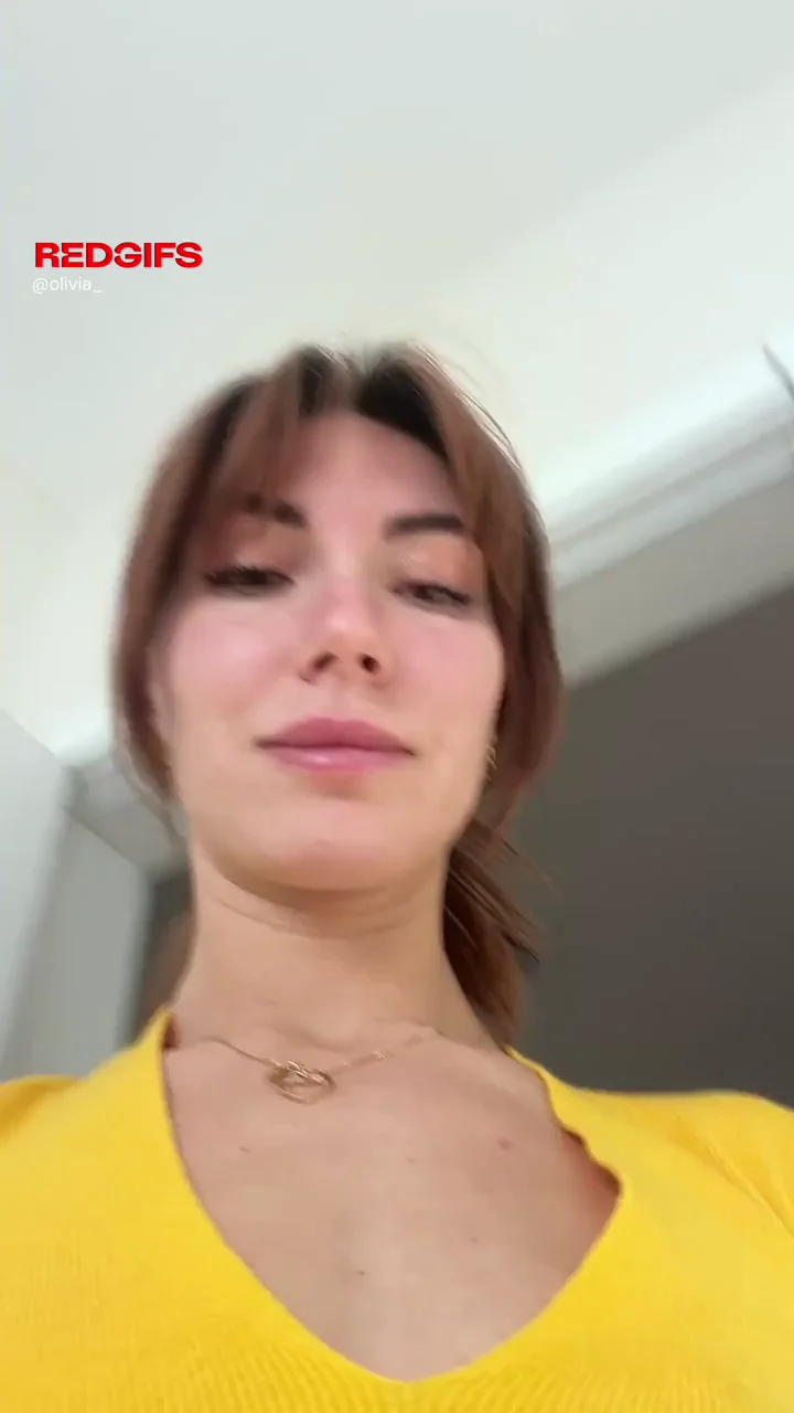 Mommy knows what she wants and this pussy is ready for a tongue
