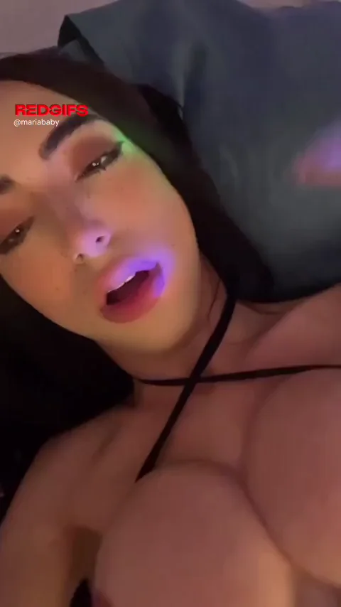 would u let me fill you with my big girlcock