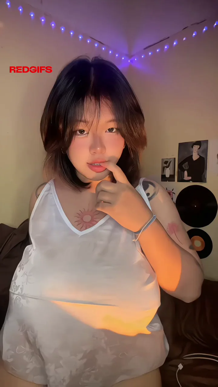 Who here loves a soft and chubby asian girl?