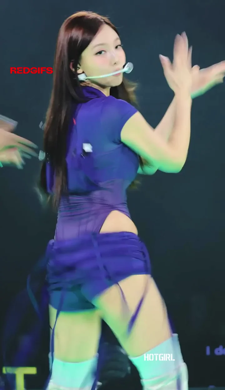 TWICE - Nayeon