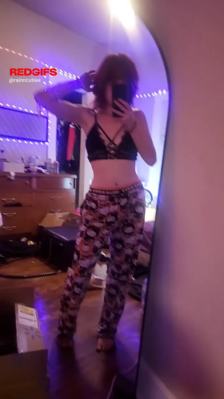 Olivia Rainn's Slutty Snapchat Mirror Tease - Perky Tits & Camo Curves