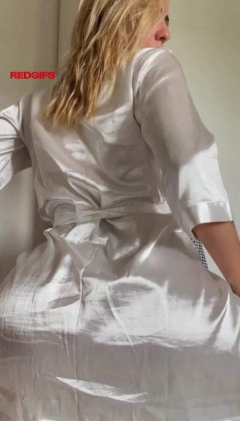 Do my booty turn you on?