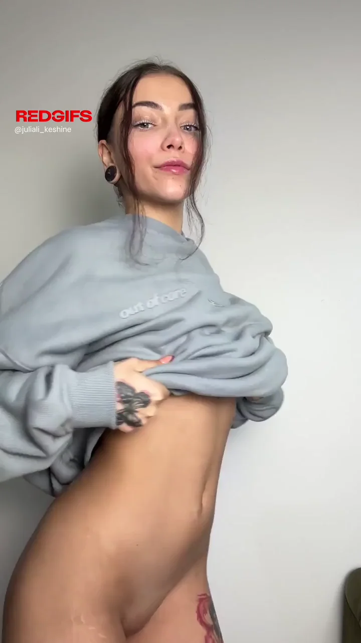 Reveal my small tits, I’m a bit shy