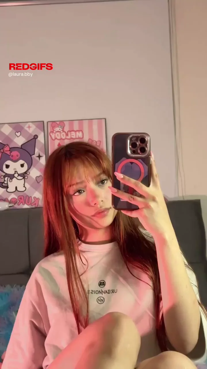 Redhead Teen's Dripping Pussy Tease on Cam