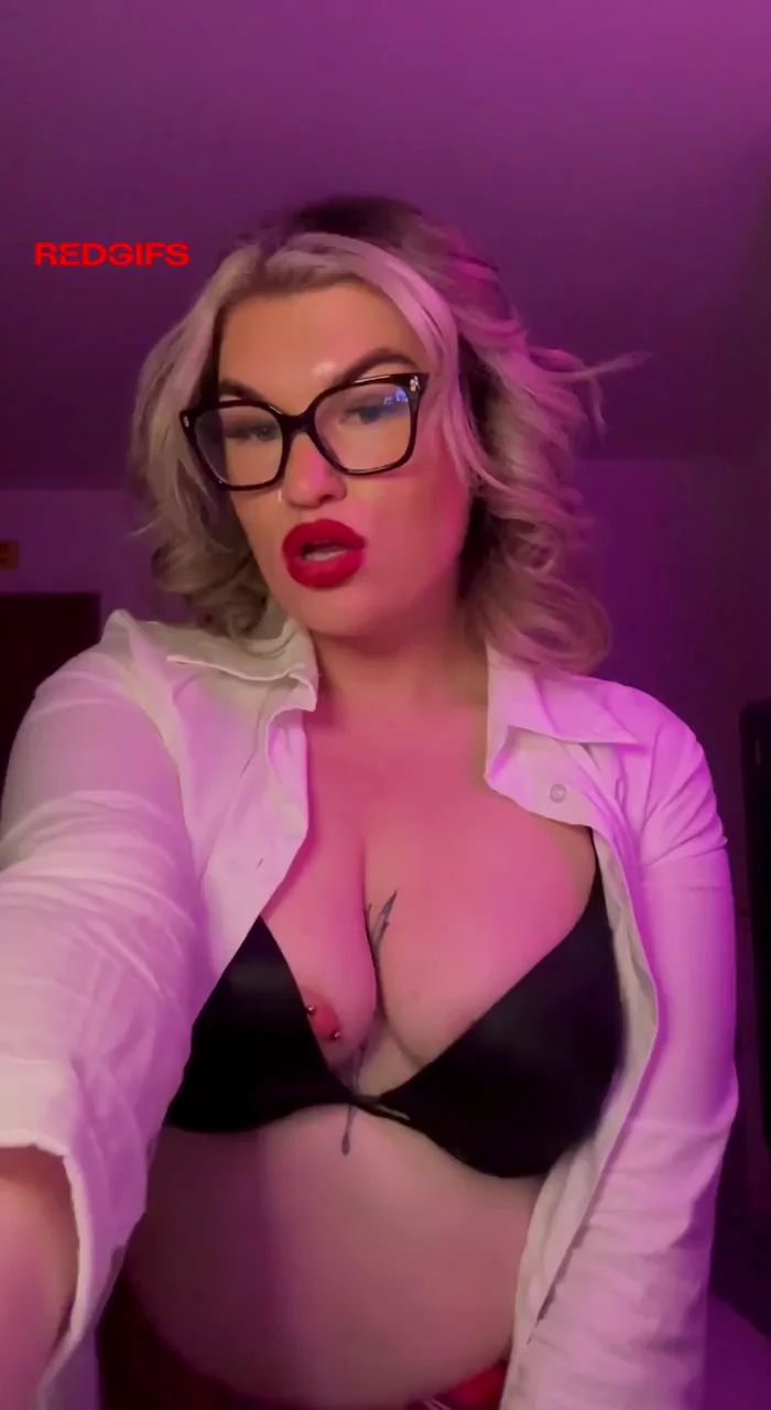 I want to get my tits sucked