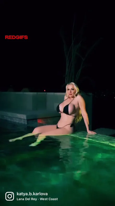 Didn't have a hair tie so I used my bikini top and jumped in!