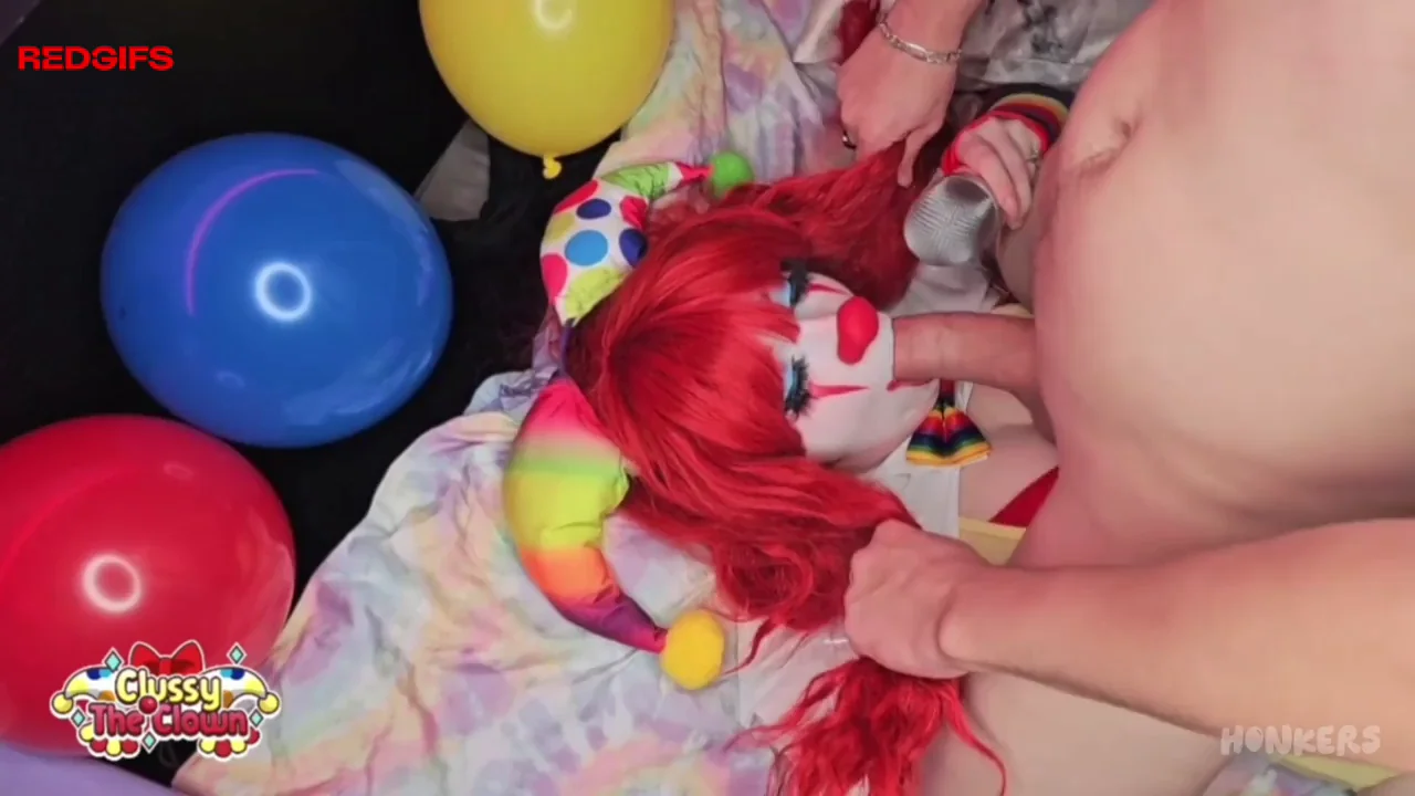 Fucking the clowns face