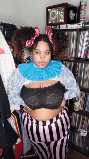 Saggy Tits Slut Drops Her Heavy Hangin' Rack in Clown Costume
