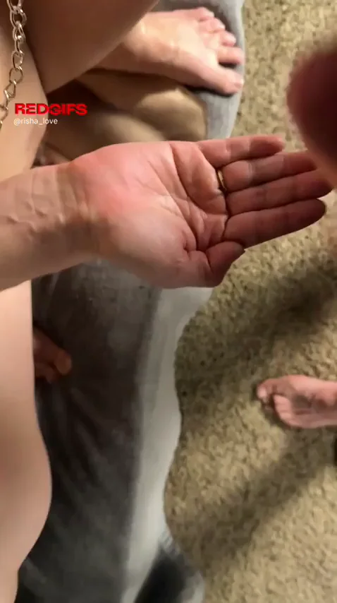 MILF Cumslut Licks Up Every Sticky Drop 💦👅