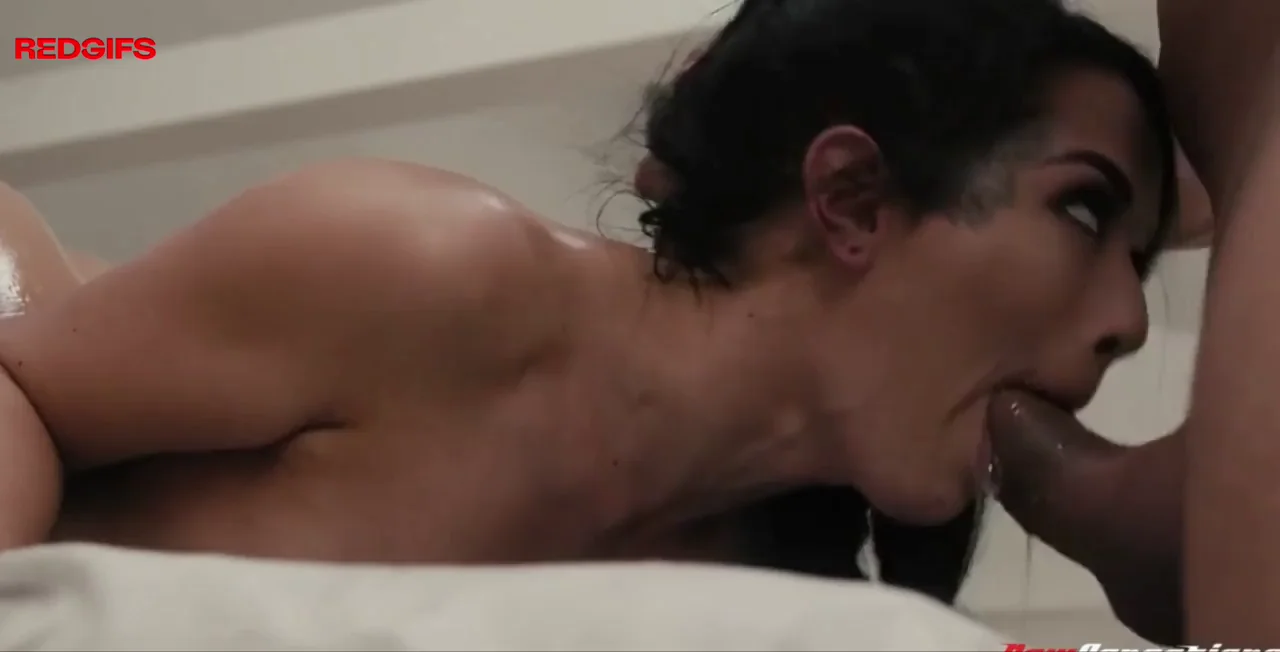 Risky Slut Never Says No to Throbbing Cock Worship