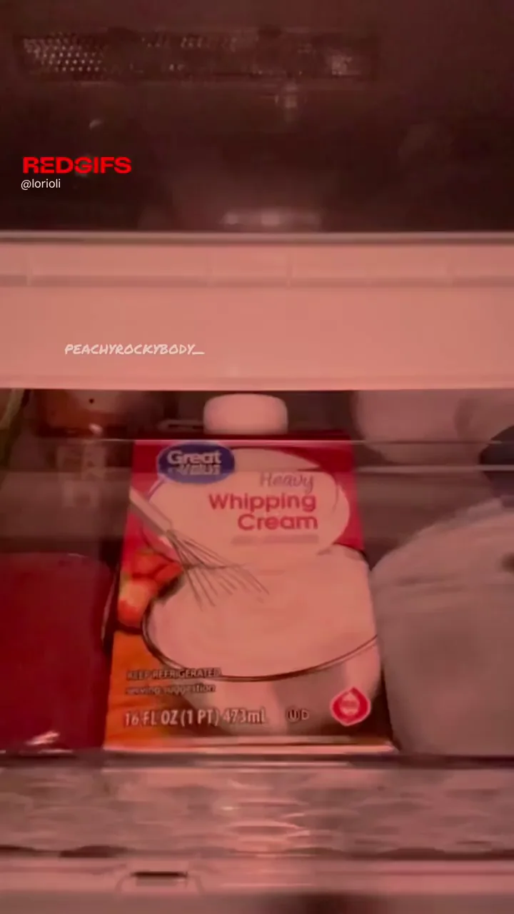 Come feel my soft curves 😍