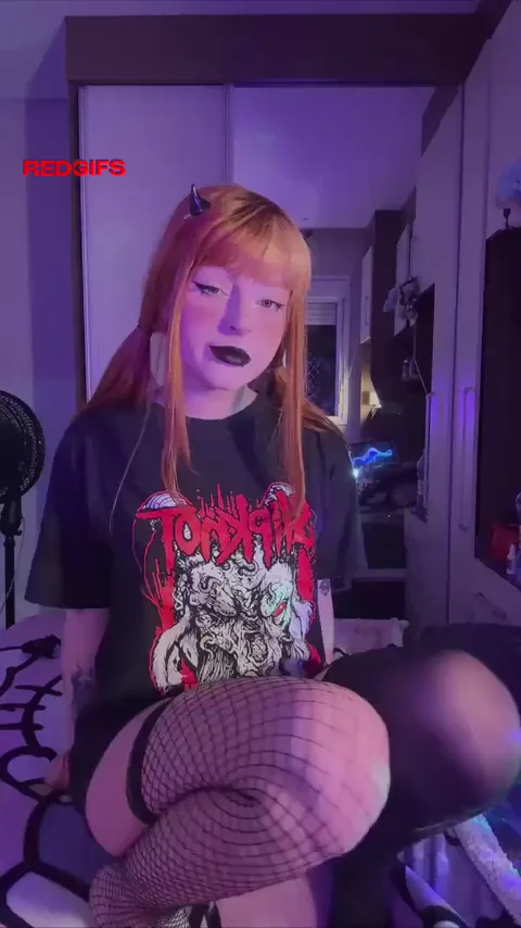 wanna try some goth slut