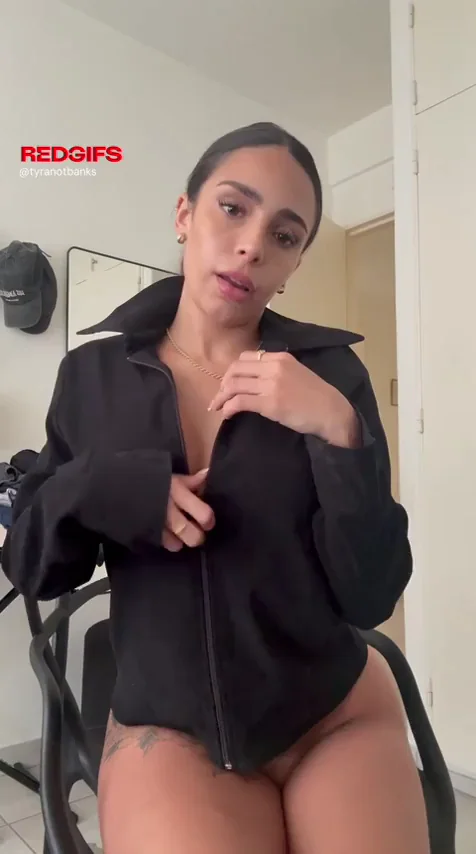 Surprise.. My perfect titties!!